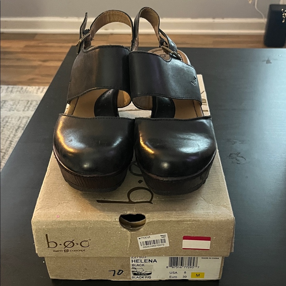 b.o.c. Black Leather Platform Sandals